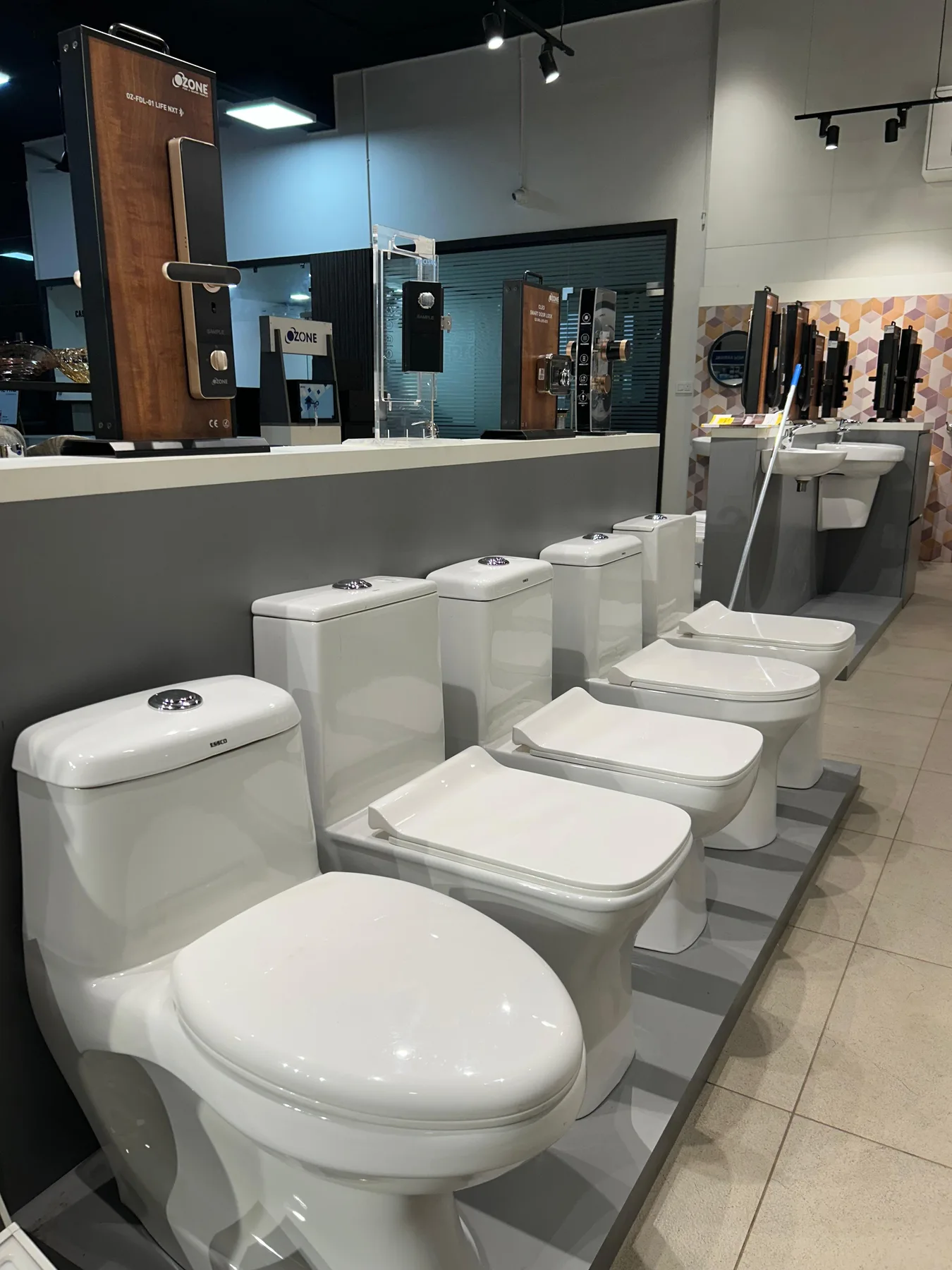 Accu Prestige showroom view 1